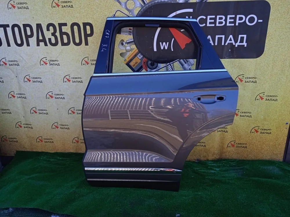 Дверь Volkswagen Touareg 2021 CR