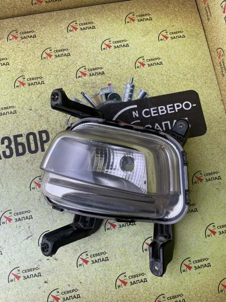 Противотуманная фара Kia Rio 2011-2017 922074Y000 QB, передняя правая