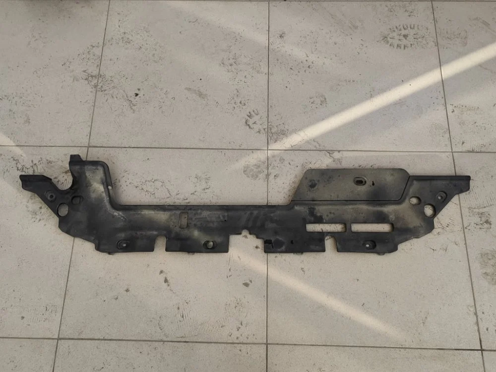 Накладка замка капота Toyota Corolla 2006 5314012020 150 1ZRFE