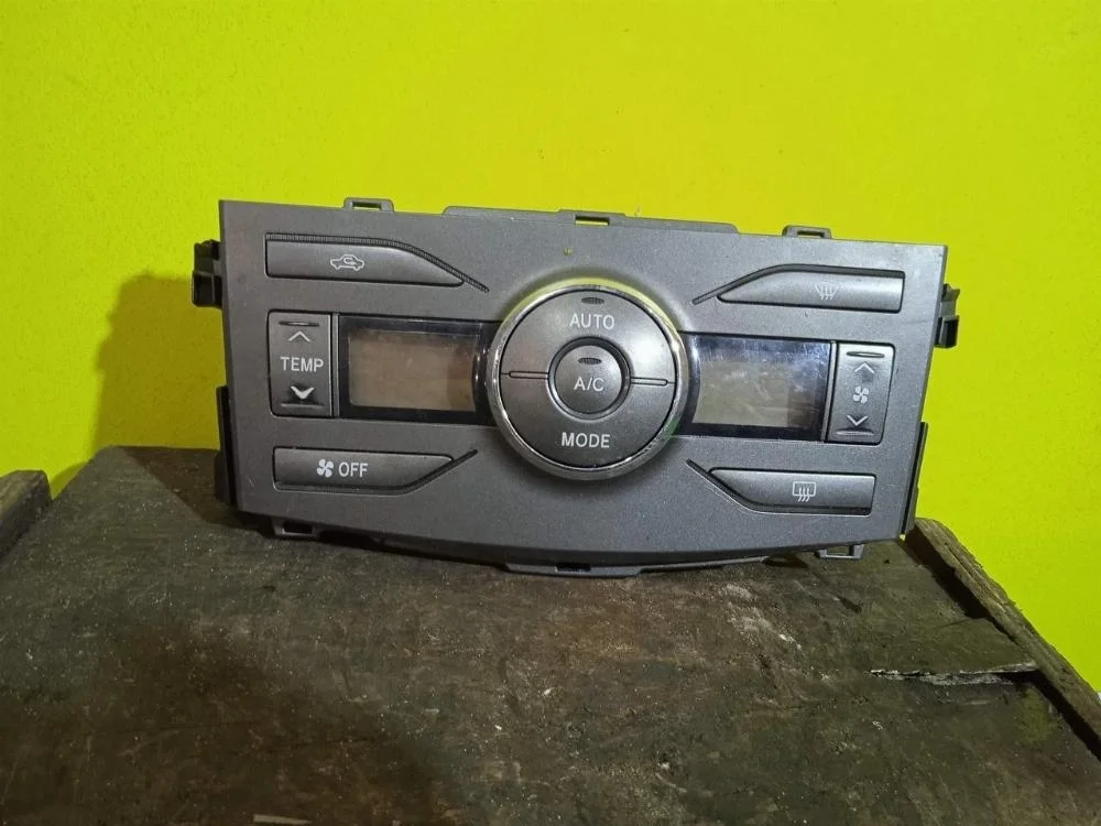 Блок управления отопителя Toyota Corolla 2006 5590012A60 150 1ZRFE
