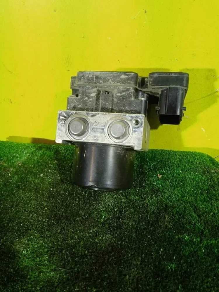 Блок управления ABS Chevrolet Cruze 2012 13397617 J300 F16D3