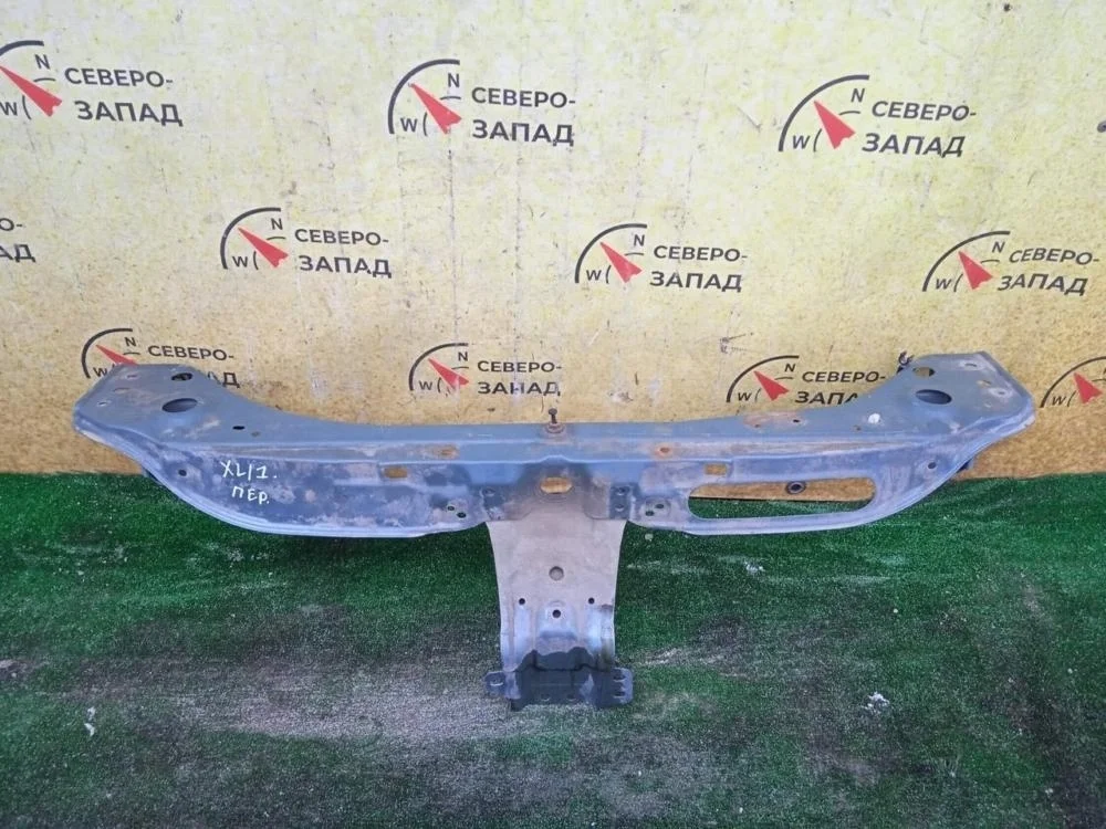 Панель передняя (телевизор) Mitsubishi Outlander XL 2007 CW