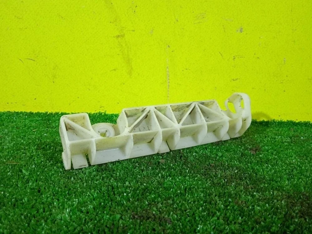 Кронштейн бампера Mitsubishi Outlander Xl 2007 6410A066 CW 6B31-0-70L, задний правый