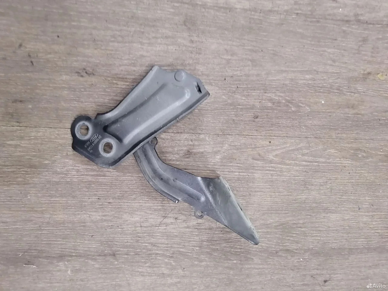 Петля капота ford kuga 2 rh