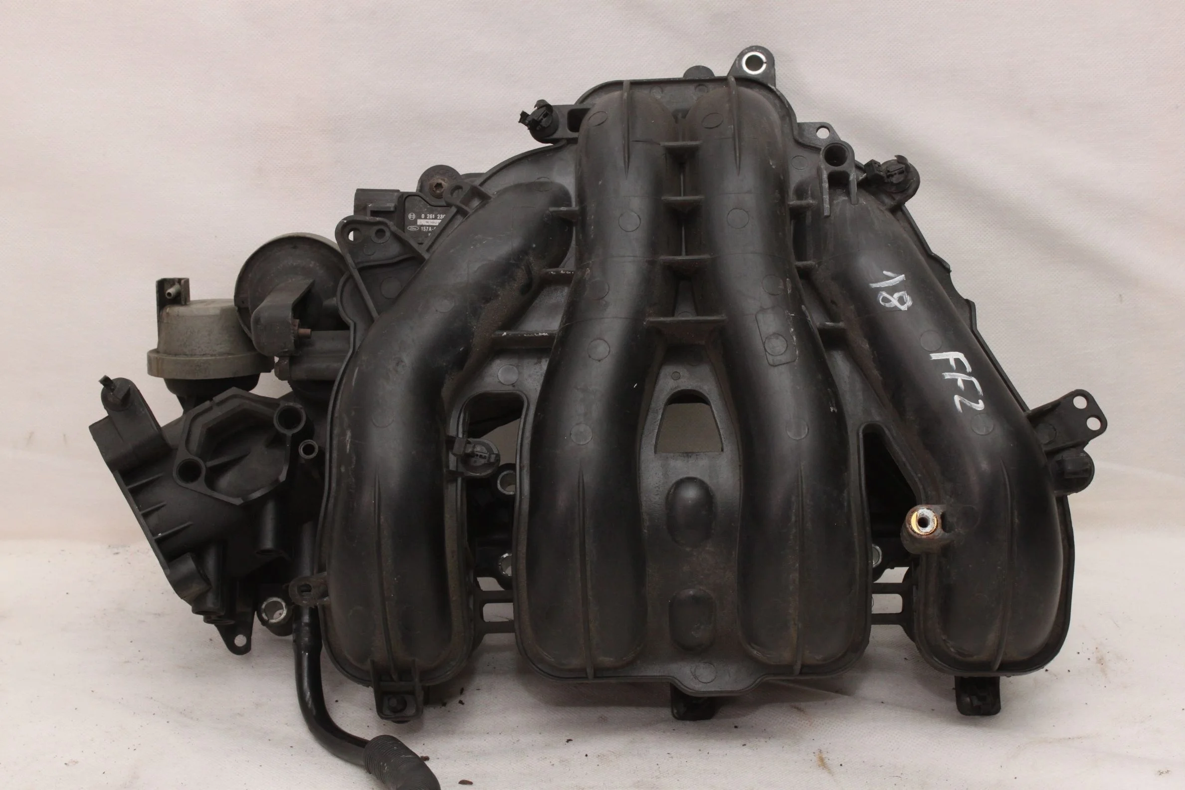 Коллектор впускной Duratec 1.8, 2.0 Ford Focus 2