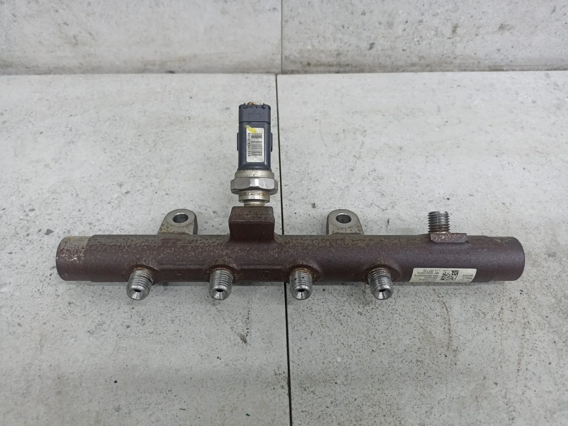 Топливная рампа Renault Scenic 3 2012 8200704212