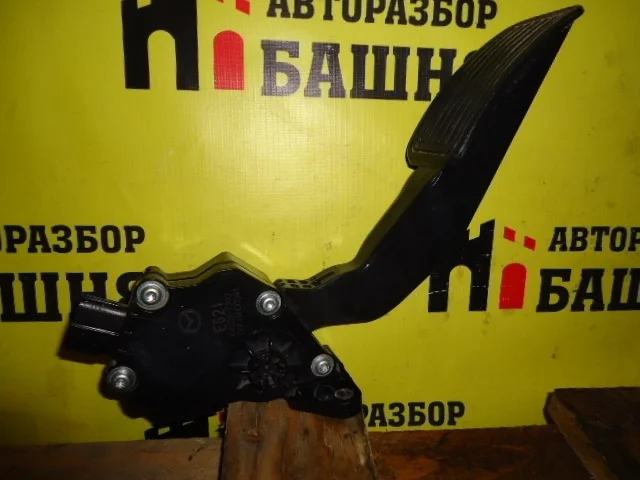 Педаль газа Mazda Cx-7 EG2141600A ER3P
