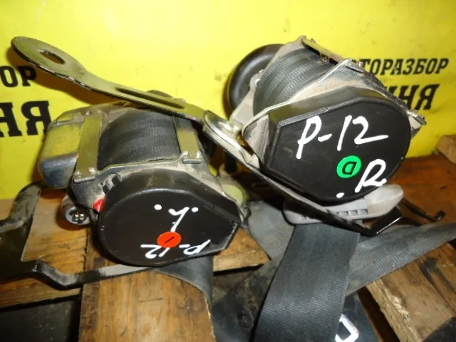 Ремень безопасности Nissan Primera 86884AV710 P12, правый