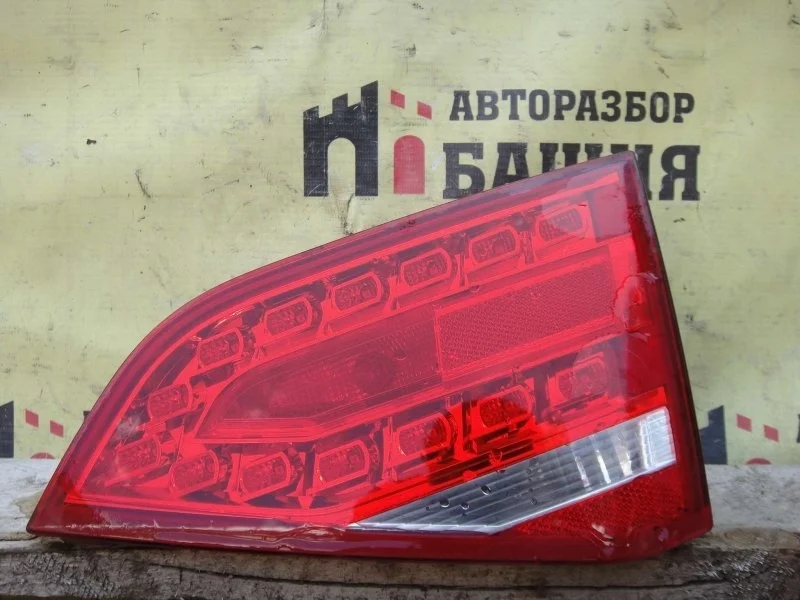Фонарь Audi A4 b8