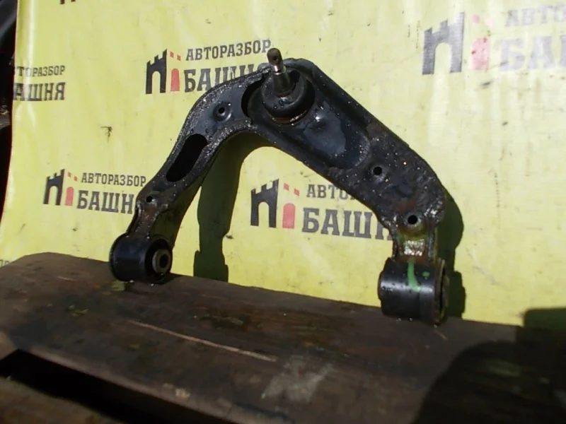 Рычаг подвески Nissan Pathfinder 54524EB30A R51, передний правый