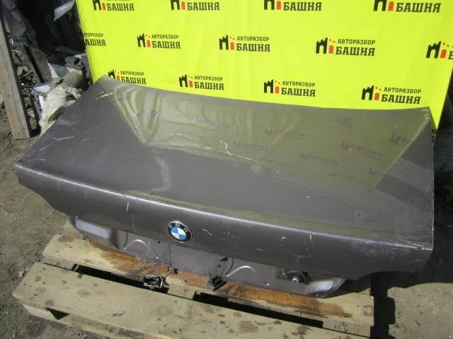 Крышка багажника BMW 7 E38