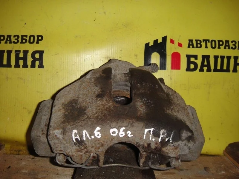 Суппорт тормозной Audi A6 4B0615124, передний правый