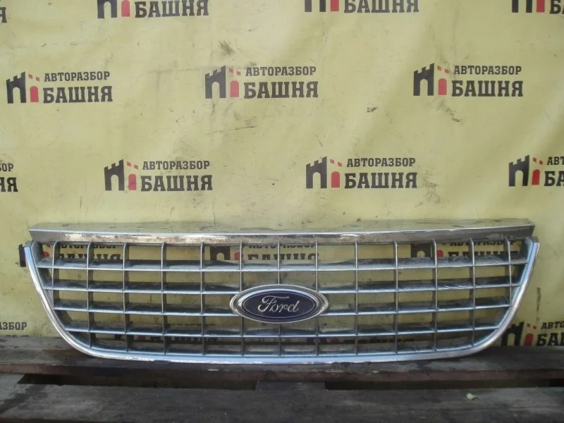 Решетка радиатора Ford Explorer