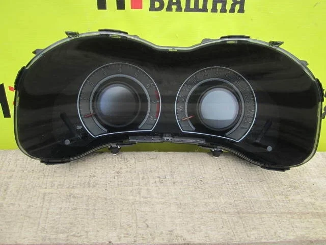 Щиток приборов Toyota Corolla ZRE150