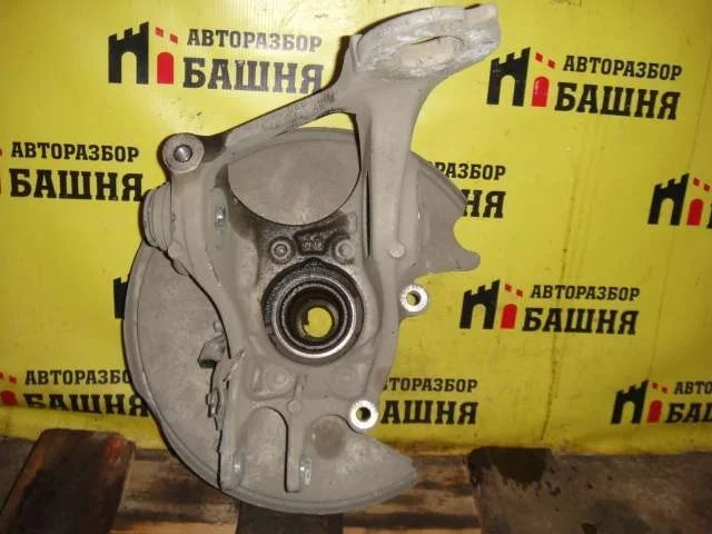 Кулак поворотный Audi A7 2010