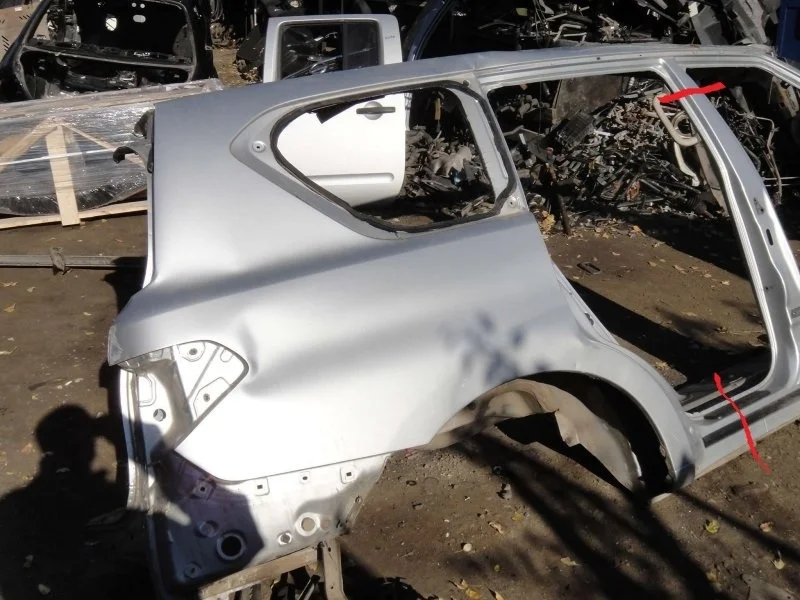 Крыло заднее Nissan Patrol