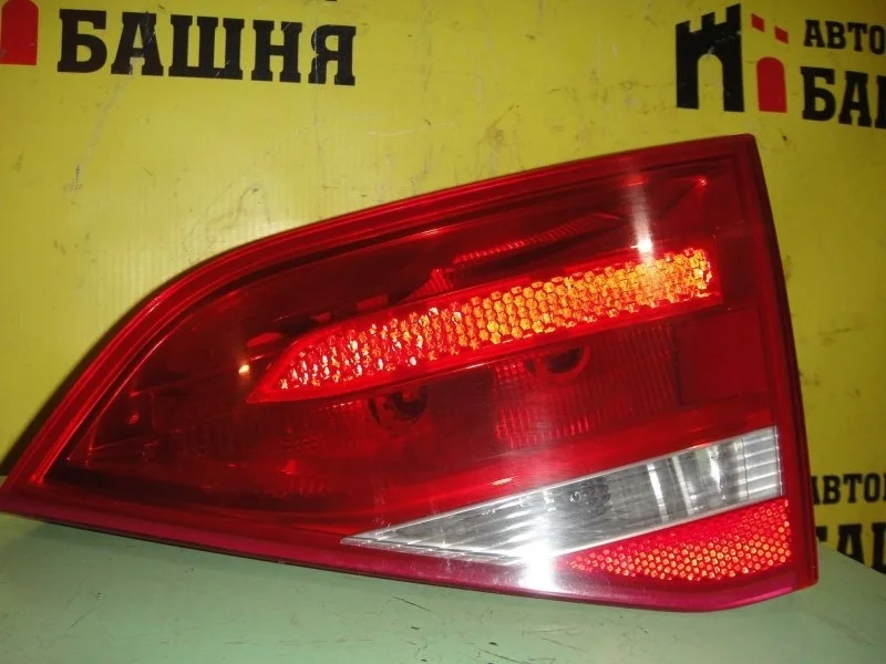 Фонарь Audi A4 b8