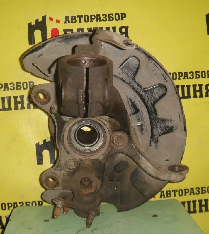 Кулак поворотный Volkswagen Golf 7