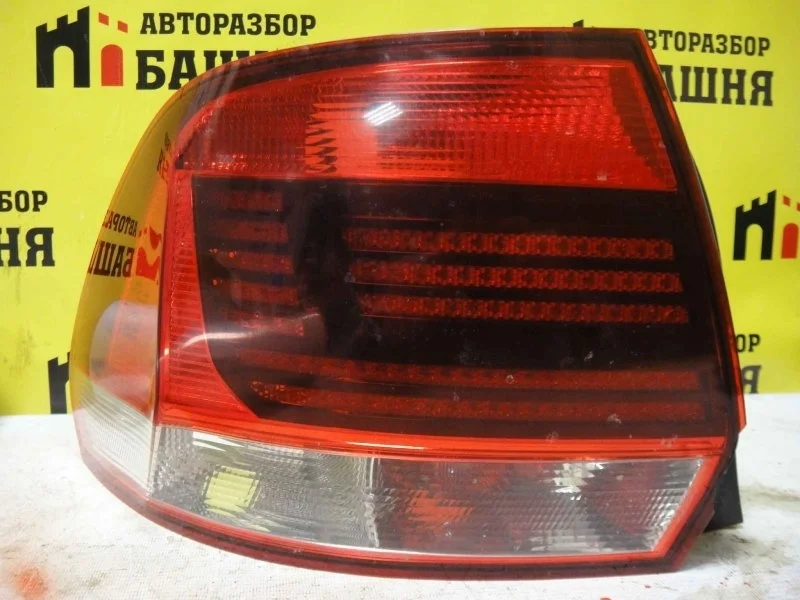 Фонарь Volkswagen Polo