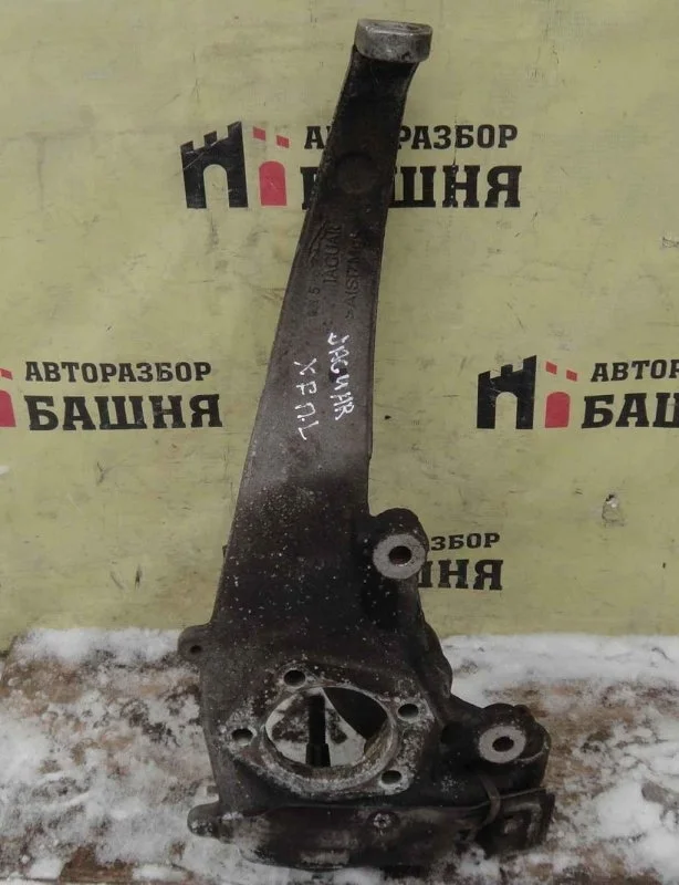 Кулак поворотный Jaguar Xf C2P16503, левый