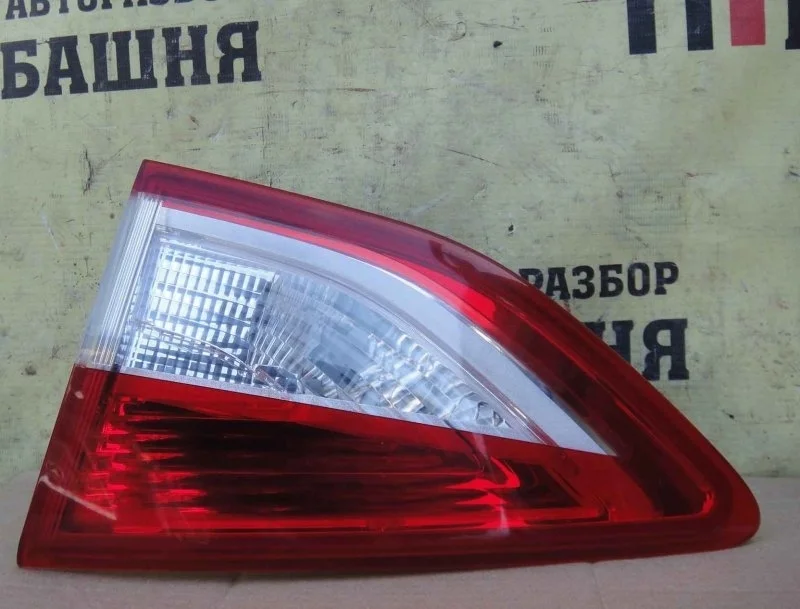 Фонарь Ford Kuga