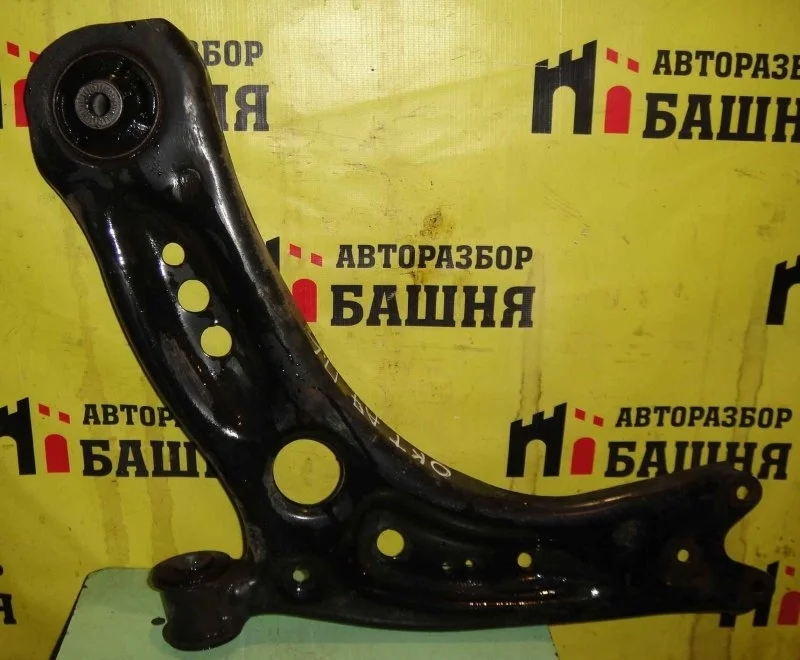 Рычаг Skoda Octavia 5Q0407151P A7, передний левый