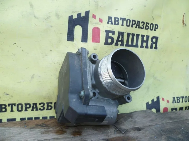 Дроссельная заслонкa Audi A4 06F133062Q B8