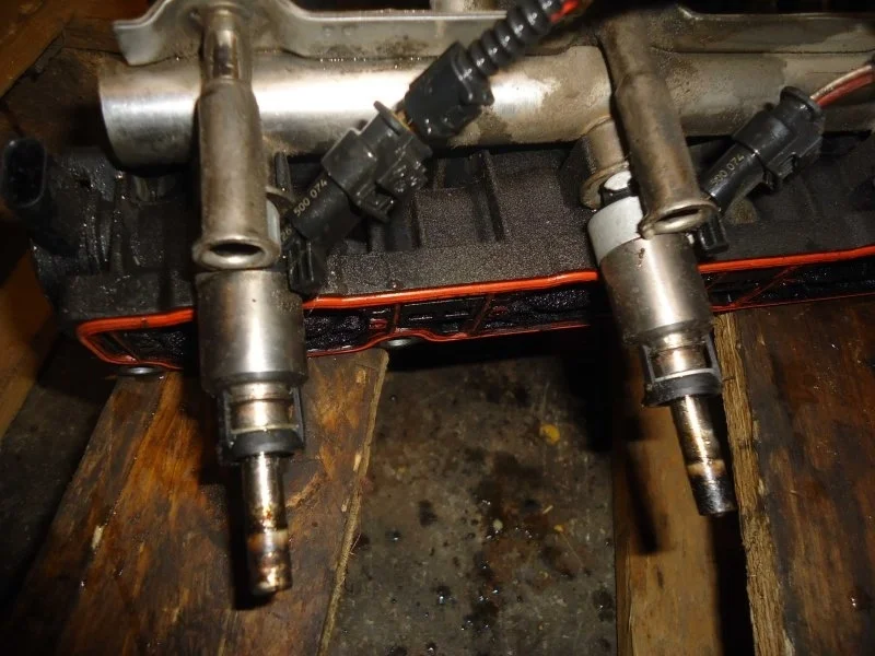 Форсунка топливная Volkswagen Passat 06H906036H CDAB