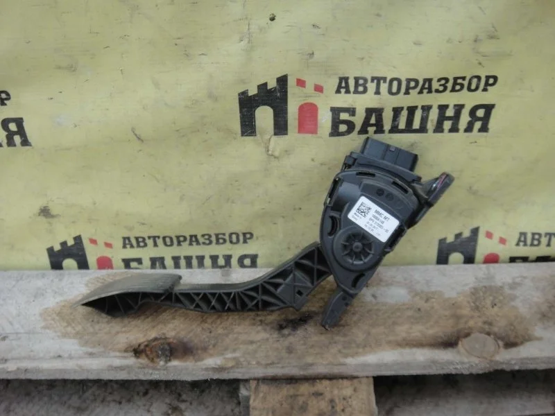 Педаль газа Mitsubishi L200 KL1T