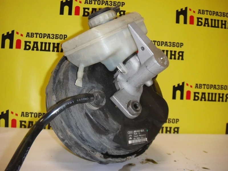 Вакуумник Audi A4 8K0612107B B8