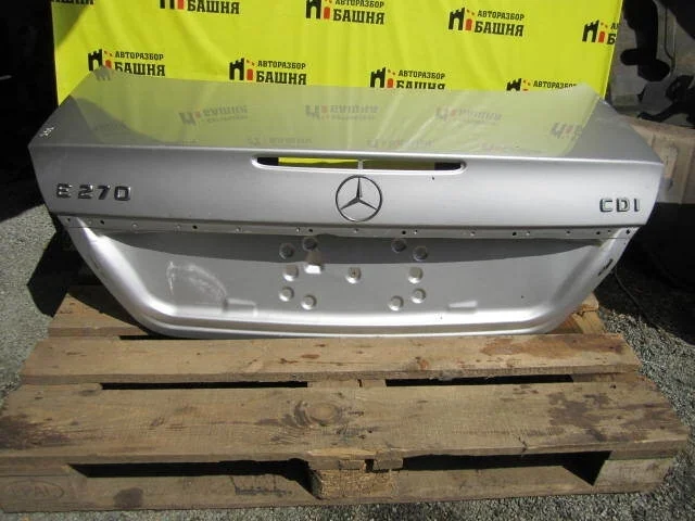 Крышка багажника Mercedes -Class