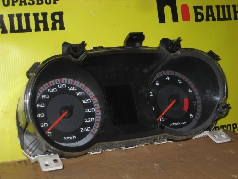 Щиток приборов Mitsubishi Lancer 8100A117 CY