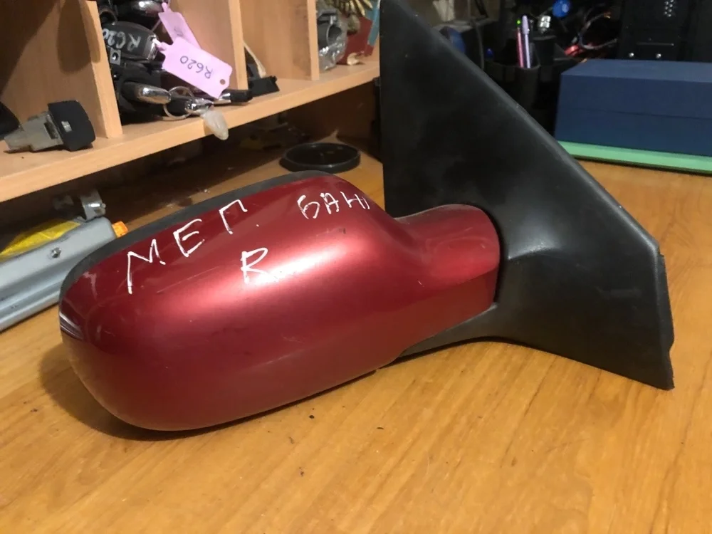 Зеркало Renault Megane 7701054686, правое