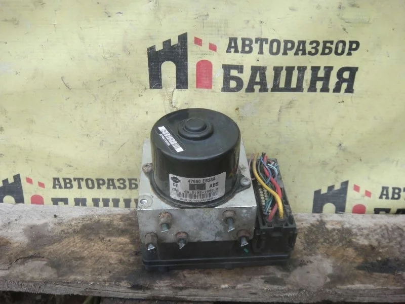 Блок управления ABS Nissan Navara 47660EB33C