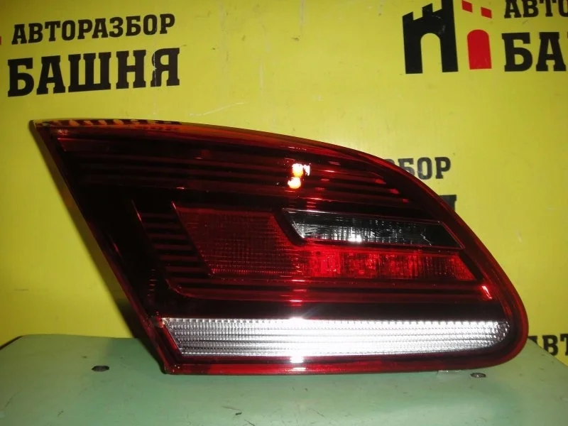 Фонарь Volkswagen Passat CC