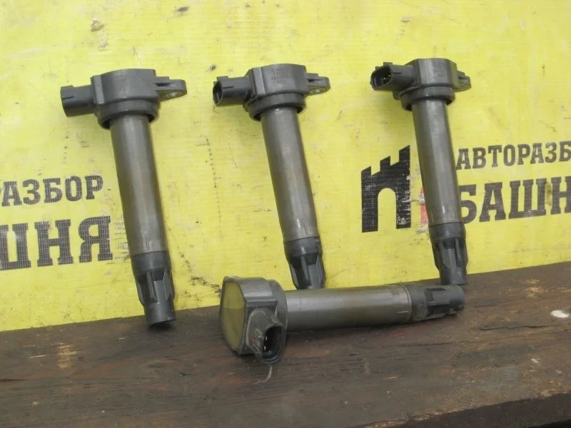 Катушка зажигания Mitsubishi Lancer 1832A016 10