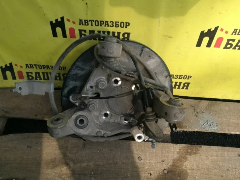 Кулак поворотный Nissan Teana 43019JN00A 32, левый