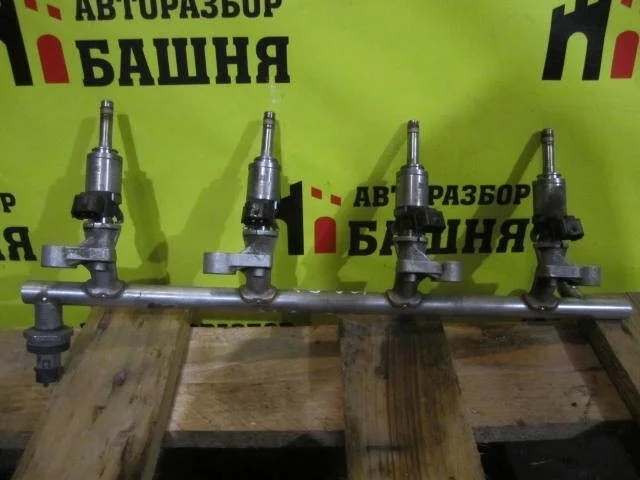 Форсунка топливная Mazda 6 PY0113250 GJ