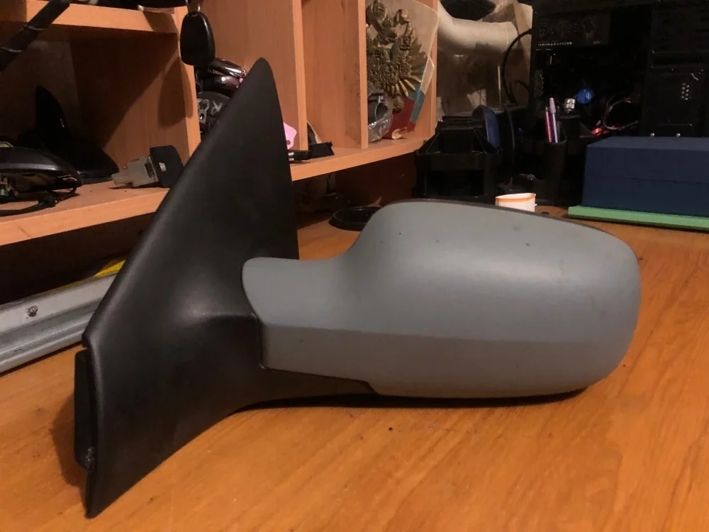 Зеркало Renault Megane 7701054685, левое