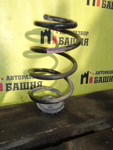 Пружина Nissan Note 550209U00A E11, задняя