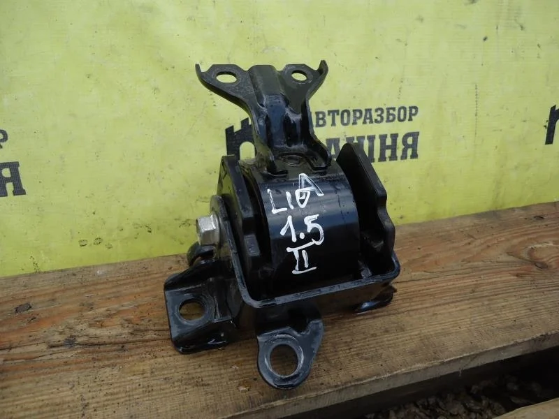 Подушка двигателя Mitsubishi Lancer MN184091 CY1A 4A92, левая