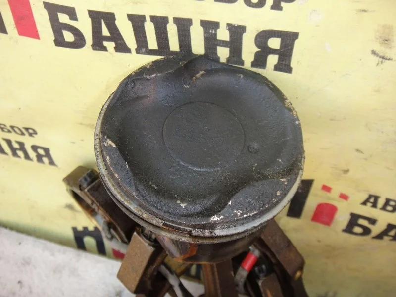 Поршень Toyota Tundra 131010S011