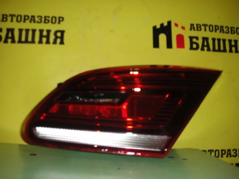 Фонарь Volkswagen Passat CC