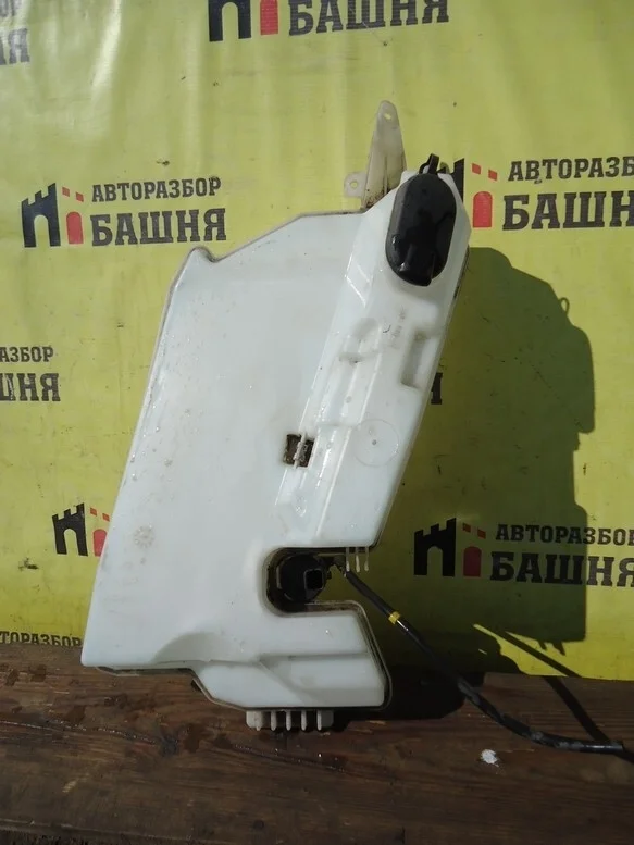 Бачок омывателя Nissan Almera 289124AA0A G15 K4MC697