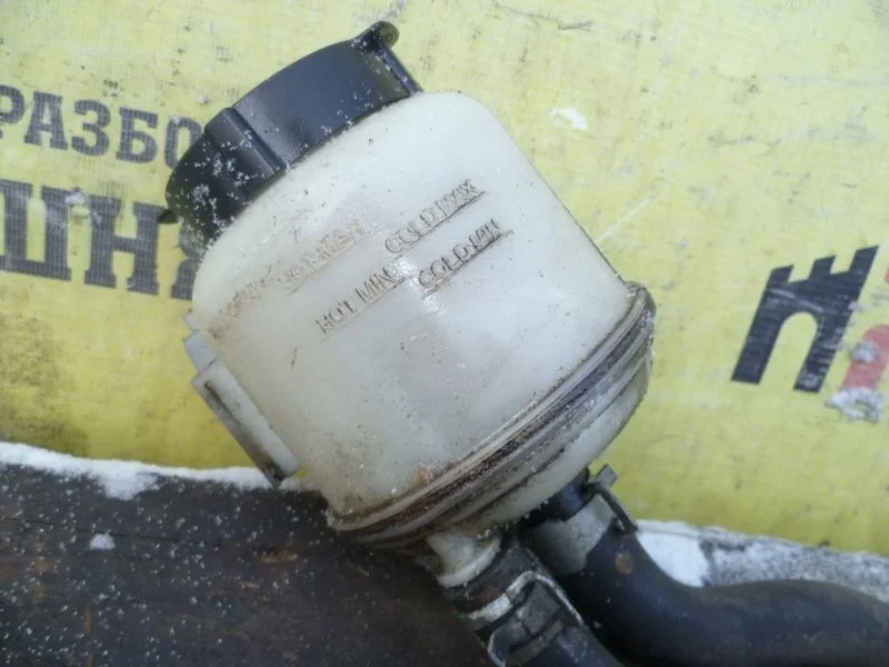 Бачок гидроусилителя Infiniti Qx56 49192AA000 Z62