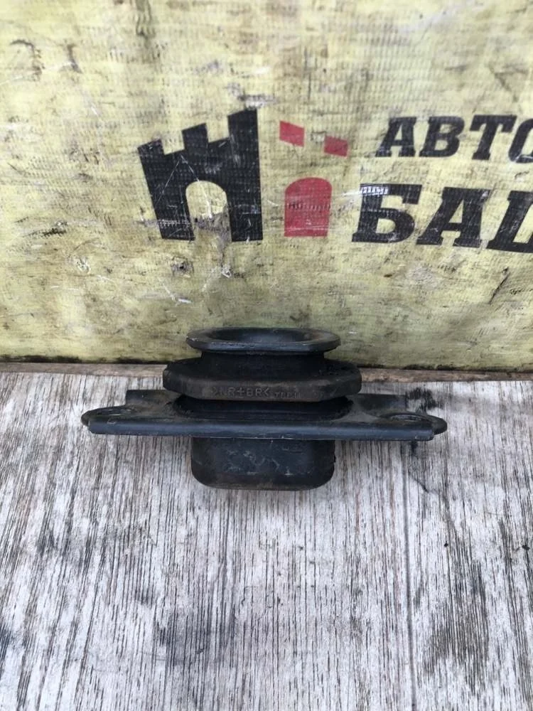 Подушка двигателя Nissan Qashqai 2016 1122000Q0F J11 HRA2DDT, левая