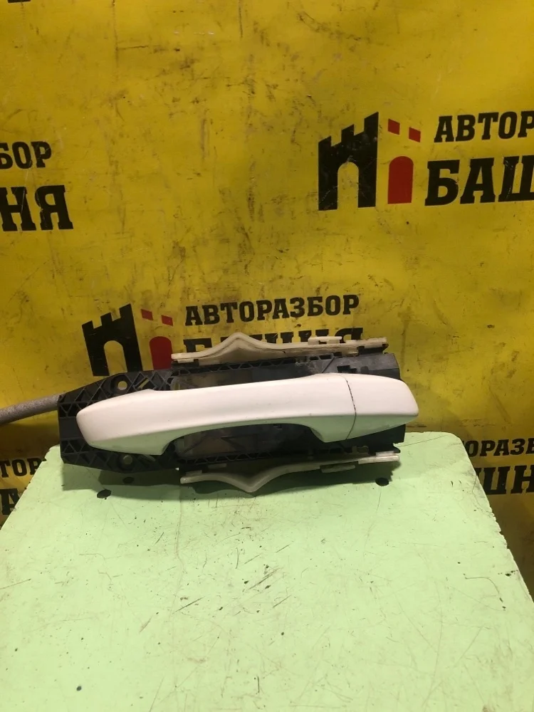 Ручка двери Skoda Octavia 2018 5G0837206N A7 CWVA, передняя правая