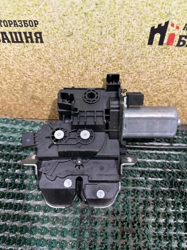 Замок багажника Mercedes S500 2006 A2217500085 W221 273.961