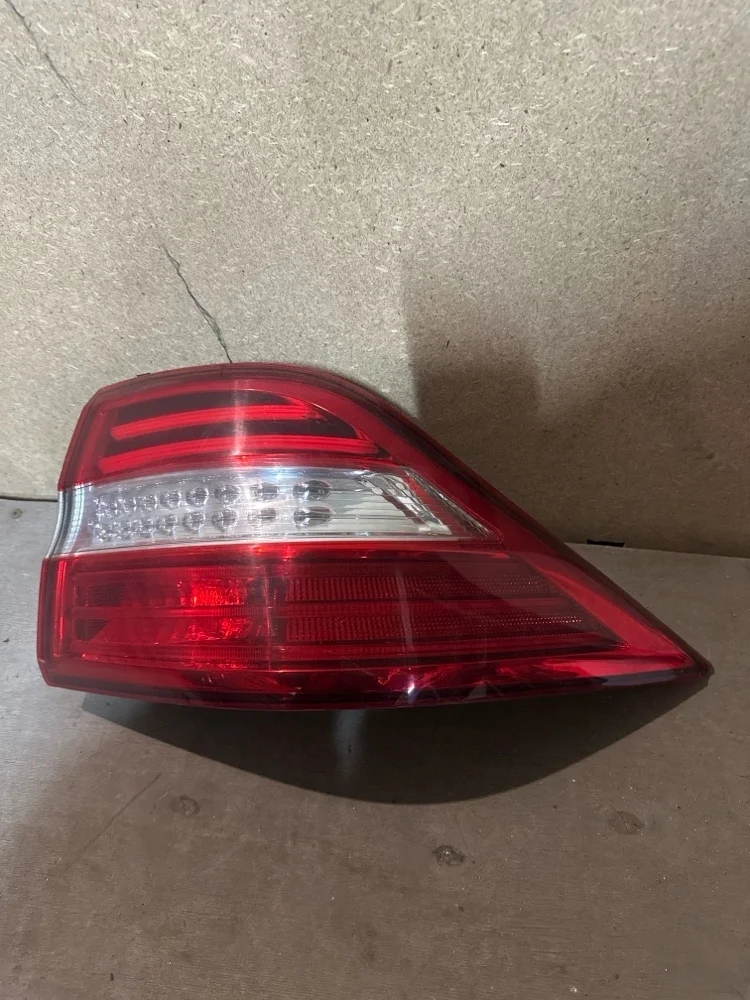 Фонарь наружний Mercedes -Class 2014 W166