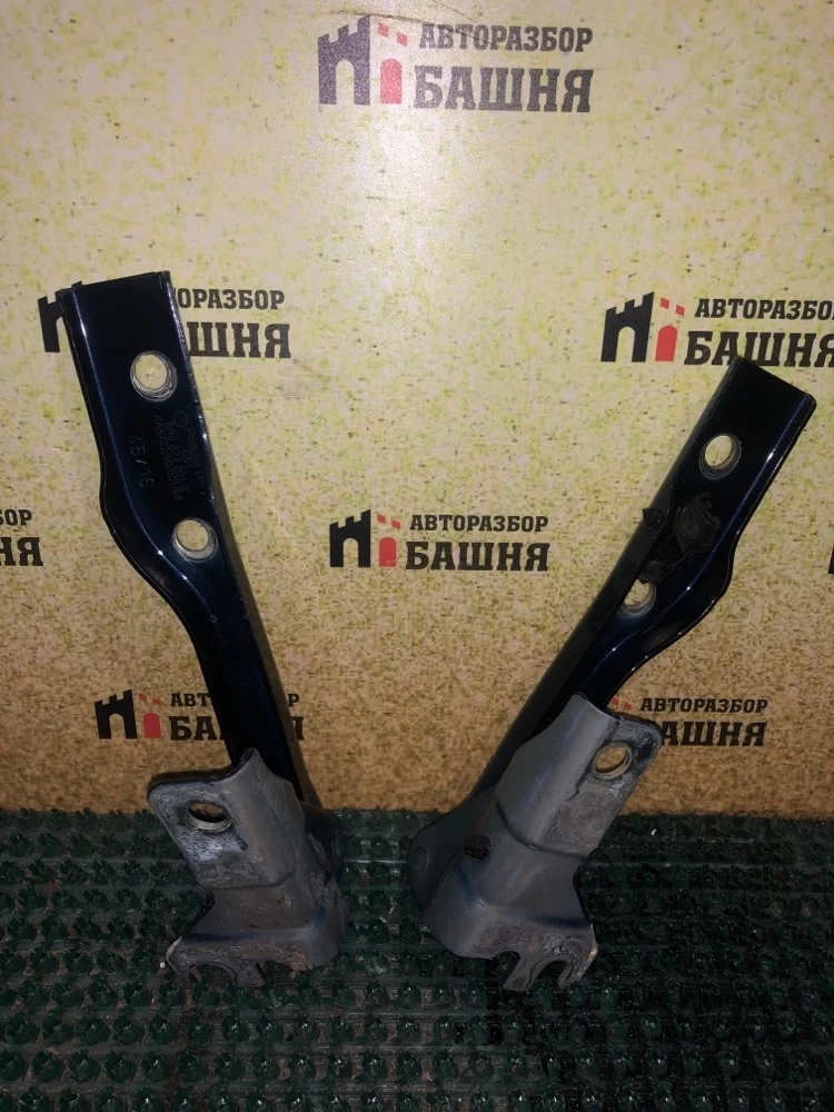 Петля капота Volkswagen Polo 2017 6R0823302B 5 CWVA 250196, правая